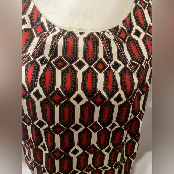 Talbot’s Woman’s Colorful, Lined Sleeveless Geometrical Patrerned Dress! - Picture 3 of 9